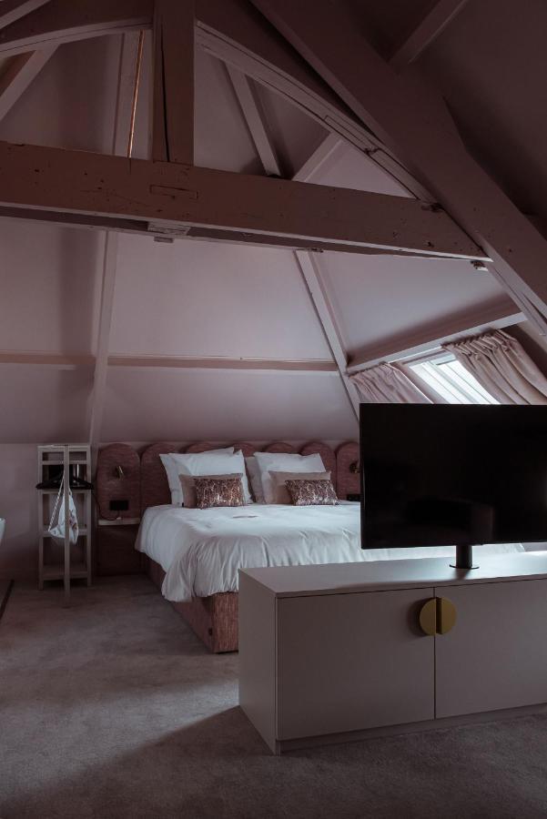 Boutique Hotel Restaurant Bal Echteld ภายนอก รูปภาพ